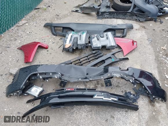 ✅ 2021 Chevrolet Silverado 1500 LT Trail Boss • VIN: 1GCPYFEL7MZ168474 • Lot: 42351427. Wystawiony na IAAI z przebiegiem 103 836 mil. Bezpłatny archiwum sprzedaży aukcyjnych z USA i szczegółowy raport historii pojazdu na DreamBid. Zdjęcie 12.