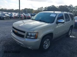 ✅ 2012 Chevrolet Tahoe LT • VIN: 1GNSCBE04CR141228 • Лот: 43740494. Опубликован ранее на IAAI с пробегом 261 914 миль. Бесплатный доступ к архиву аукционных продаж из США и подробный отчёт об истории автомобиля на DreamBid. Изображение 2.