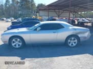 ✅ 2012 Dodge Challenger SXT • VIN: 2C3CDYAG2CH170439 • Lot: 41745368. Wystawiony na IAAI z przebiegiem 131 719 mil. Bezpłatny archiwum sprzedaży aukcyjnych z USA i szczegółowy raport historii pojazdu na DreamBid. Zdjęcie 14.