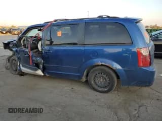 ✅ 2010 Dodge Grand Caravan SE • VIN: 2D4RN4DE7AR111063 • Lot: 80820695. Wystawiony na Copart z przebiegiem Nie podano. Bezpłatny archiwum sprzedaży aukcyjnych z USA i szczegółowy raport historii pojazdu na DreamBid. Zdjęcie 2.