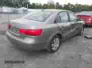 2010 Hyundai Sonata GLS z VIN 5NPET4AC9AH613865, wystawiony jako IAAI lot #42806433 z przebiegiem 280 770 mil mil oraz . Historia ofert i sprzedaży dostępna na DreamBid. Obrazek 4.