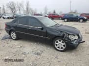 ✅ 2003 Mercedes-Benz C 240 • VIN: WDBRF81J03F374264 • Lot: 51058085. Wystawiony na Copart z przebiegiem 167 865 mil. Bezpłatny archiwum sprzedaży aukcyjnych z USA i szczegółowy raport historii pojazdu na DreamBid. Zdjęcie 4.