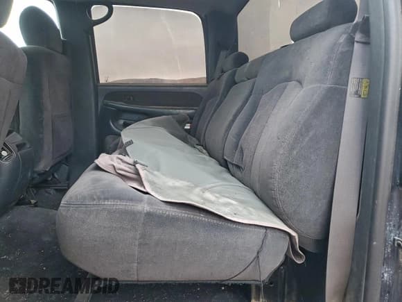 ✅ 2001 Chevrolet Silverado 2500HD LT3 • VIN: 1GCHK23G61F148962 • Лот: 95111035. Опубликован ранее на Copart с пробегом Не указан. Бесплатный доступ к архиву аукционных продаж из США и подробный отчёт об истории автомобиля на DreamBid. Изображение 10.