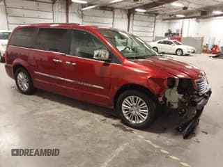 ✅ 2016 Chrysler Town & Country Touring L Anniversary Edition • VIN: 2C4RC1CG6GR120074 • Лот: 43649701. Опубликован ранее на IAAI с пробегом 74 408 миль. Бесплатный доступ к архиву аукционных продаж из США и подробный отчёт об истории автомобиля на DreamBid. Изображение 1.