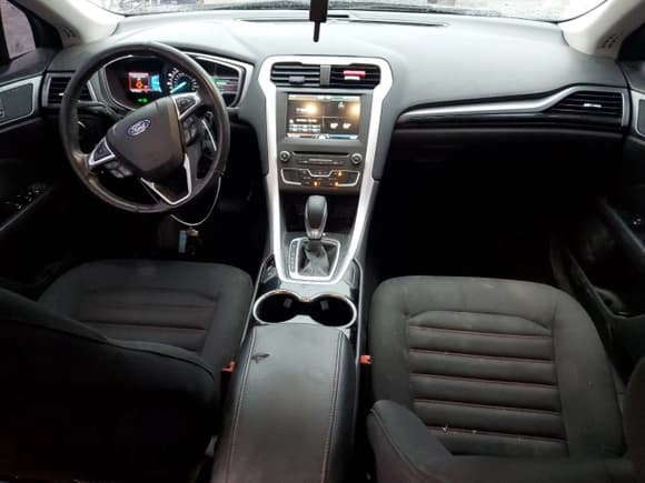 ✅ 2016 Ford Fusion SE • VIN: 3FA6P0H93GR184438 • Lot: 81460655. Wystawiony na Copart z przebiegiem 181 438 mil. Bezpłatny archiwum sprzedaży aukcyjnych z USA i szczegółowy raport historii pojazdu na DreamBid. Zdjęcie 8.