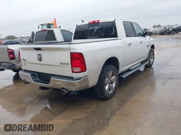 ✅ 2015 Ram 1500 Big Horn • VIN: 1C6RR7LT5FS642438 • Lot: 41613125. Listed on IAAI with 217,079 mi. Free auction sales archive from the USA and detailed vehicle history report at DreamBid. Image 4.