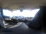 ✅ 2021 Toyota Prius LE • VIN: JTDKAMFP7M3173830 • Lot: 42236240. Wystawiony na IAAI z przebiegiem 87 983 mil. Bezpłatny archiwum sprzedaży aukcyjnych z USA i szczegółowy raport historii pojazdu na DreamBid. Zdjęcie 19.