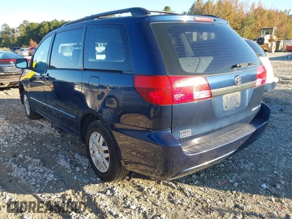 ✅ 2005 Toyota Sienna LE • VIN: 5TDZA23C05S336337 • Lot: 43503930. Wystawiony na IAAI z przebiegiem 337 209 mil. Bezpłatny archiwum sprzedaży aukcyjnych z USA i szczegółowy raport historii pojazdu na DreamBid. Zdjęcie 3.