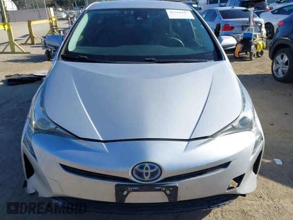 ✅ 2018 Toyota Prius Two • VIN: JTDKBRFU7J3079829 • Lot: 42260117. Wystawiony na IAAI z przebiegiem 181 501 mil. Bezpłatny archiwum sprzedaży aukcyjnych z USA i szczegółowy raport historii pojazdu na DreamBid. Zdjęcie 13.