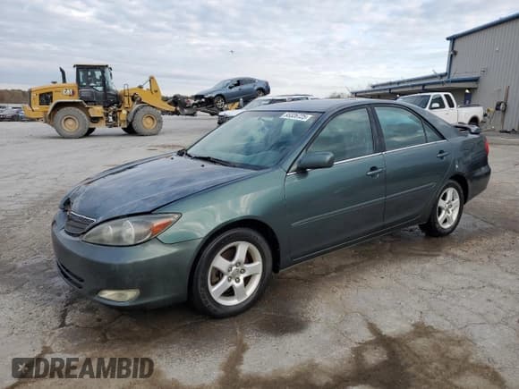 ✅ 2002 Toyota Camry XLE • VIN: 4T1BF30K52U539571 • Lot: 93326725. Listed on Copart with 233,708 mi. Free auction sales archive from the USA and detailed vehicle history report at DreamBid. Image 1.