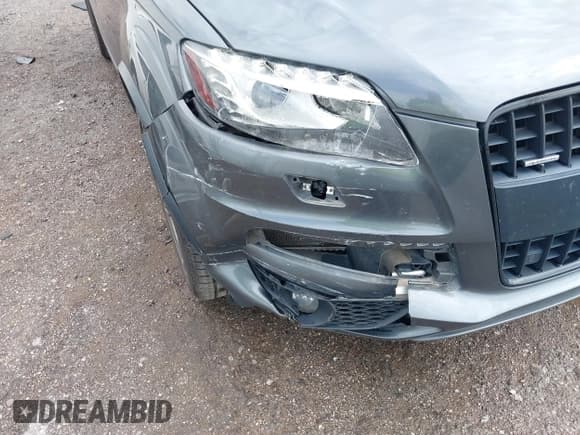 ✅ 2015 Audi Q7 S line Prestige • VIN: WA1DGAFE7FD026208 • Lot: 42640123. Wystawiony na IAAI z przebiegiem 162 136 mil. Bezpłatny archiwum sprzedaży aukcyjnych z USA i szczegółowy raport historii pojazdu na DreamBid. Zdjęcie 6.