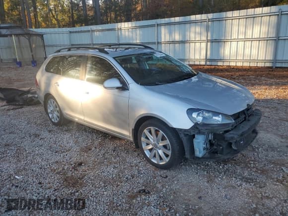 ✅ 2014 Volkswagen Jetta TDI w/Sunroof • VIN: 3VWPL7AJ6EM601663 • Lot: 91103145. Wystawiony na Copart z przebiegiem 78 561 mil. Bezpłatny archiwum sprzedaży aukcyjnych z USA i szczegółowy raport historii pojazdu na DreamBid. Zdjęcie 4.