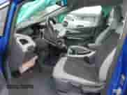 2018 Chevrolet Bolt EV LT z VIN 1G1FW6S0XJ4140245, wystawiony jako Copart lot #50383084 z przebiegiem 44 356 mil mil oraz . Historia ofert i sprzedaży dostępna na DreamBid. Obrazek 7.