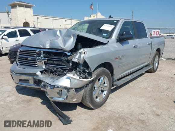 ✅ 2016 Ram 1500 Lone Star • VIN: 3C6RR6LT1GG288372 • Лот: 43548252. Опубликован ранее на IAAI с пробегом 141 004 миль. Бесплатный доступ к архиву аукционных продаж из США и подробный отчёт об истории автомобиля на DreamBid. Изображение 17.