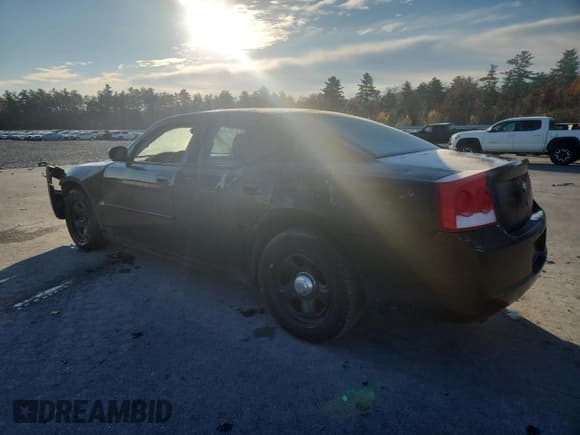 ✅ 2010 Dodge Charger Police • VIN: 2B3AA4CT8AH119122 • Lot: 90596615. Wystawiony na Copart z przebiegiem Nie podano. Bezpłatny archiwum sprzedaży aukcyjnych z USA i szczegółowy raport historii pojazdu na DreamBid. Zdjęcie 2.