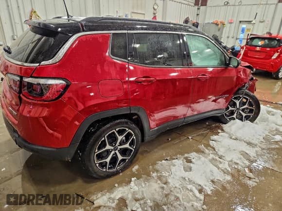 ✅ 2025 Jeep Compass Limited • VIN: 3C4NJDCN9ST600779 • Lot: 95892235. Wystawiony na Copart z przebiegiem 6 516 mil. Bezpłatny archiwum sprzedaży aukcyjnych z USA i szczegółowy raport historii pojazdu na DreamBid. Zdjęcie 3.