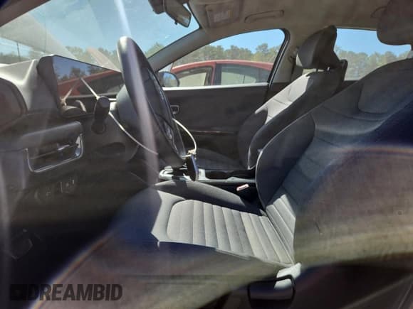 ✅ 2025 Kia K4 EX • VIN: 3KPFU4DEXSE125383 • Lot: 87383625. Wystawiony na Copart z przebiegiem 2 771 mil. Bezpłatny archiwum sprzedaży aukcyjnych z USA i szczegółowy raport historii pojazdu na DreamBid. Zdjęcie 7.