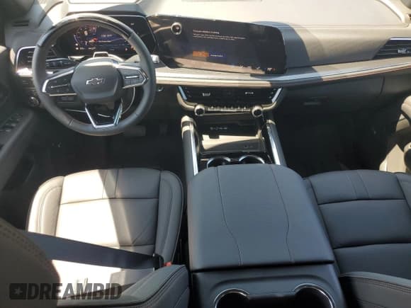 ✅ 2025 Chevrolet Suburban RST • VIN: 1GNS6ERLXSR271347 • Lot: 67506315. Listed on Copart with Not provided. Free auction sales archive from the USA and detailed vehicle history report at DreamBid. Image 8.