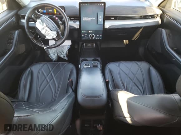 ✅ 2021 Ford Mustang Mach-E Select • VIN: 3FMTK1SS7MMA19977 • Lot: 86126555. Wystawiony na Copart z przebiegiem 45 355 mil. Bezpłatny archiwum sprzedaży aukcyjnych z USA i szczegółowy raport historii pojazdu na DreamBid. Zdjęcie 8.