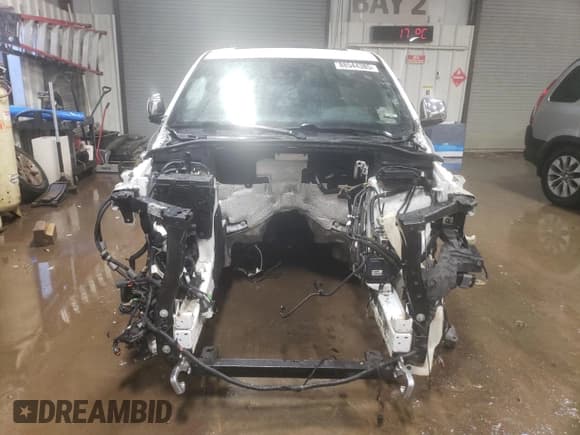 ✅ 2016 Jeep Grand Cherokee Overland • VIN: 1C4RJFCM6GC332734 • Lot: 88544385. Listed on Copart with Not provided. Free auction sales archive from the USA and detailed vehicle history report at DreamBid. Image 5.