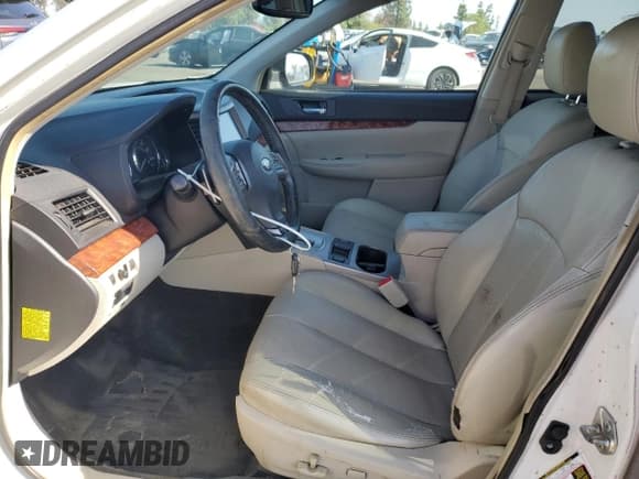 ✅ 2012 Subaru Outback Limited • VIN: 4S4BRBLC7C3271104 • Lot: 81930675. Listed on Copart with 166,678 mi. Free auction sales archive from the USA and detailed vehicle history report at DreamBid. Image 7.