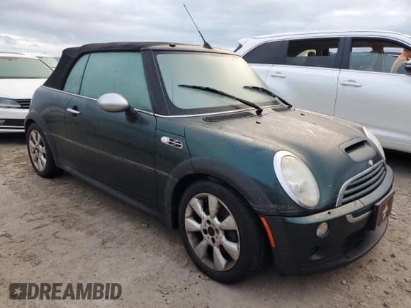 ✅ 2006 MINI Convertible S • VIN: WMWRH335X6TF87758 • Лот: 74358164. Опубликован ранее на Copart с пробегом Не указан. Бесплатный доступ к архиву аукционных продаж из США и подробный отчёт об истории автомобиля на DreamBid. Изображение 4.