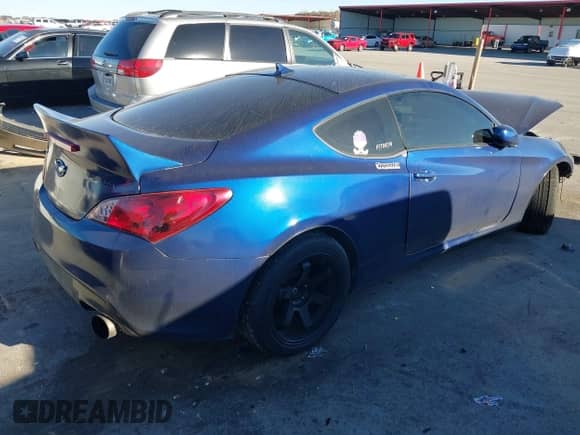 2012 Hyundai Genesis Coupe 2.0T с VIN KMHHT6KD2CU075482, выставлен на аукционе IAAI как лот 41253293 с пробегом Не указан миль и . История ставок и продаж доступна на DreamBid. Изображение 4.