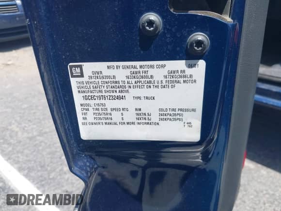 ✅ 2001 Chevrolet Silverado 1500 LT • VIN: 1GCEC19T61Z324941 • Lot: 42094622. Wystawiony na IAAI z przebiegiem 192 814 mil mil. Skorzystaj z bezpłatnego archiwum sprzedaży aukcyjnych z USA i zobacz szczegółowy raport historii pojazdu na DreamBid. Zdjęcie 9.