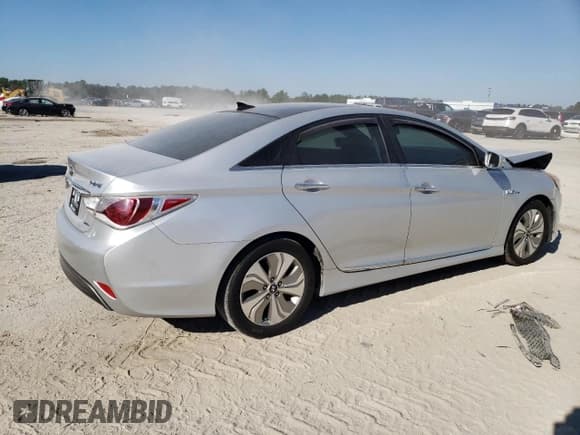 ✅ 2014 Hyundai Sonata Limited • VIN: KMHEC4A4XEA103770 • Лот: 85468874. Опубликован ранее на Copart с пробегом 108 252 миль. Бесплатный доступ к архиву аукционных продаж из США и подробный отчёт об истории автомобиля на DreamBid. Изображение 3.