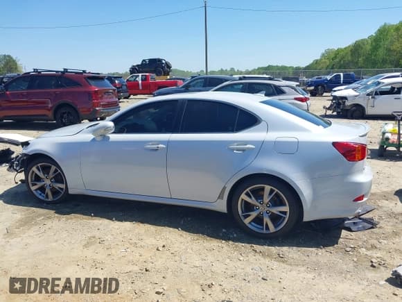 ✅ 2010 Lexus IS 250 • VIN: JTHBF5C23A5127054 • Lot: 42003093. Listed on IAAI with 270,734 mi. Free auction sales archive from the USA and detailed vehicle history report at DreamBid. Image 15.