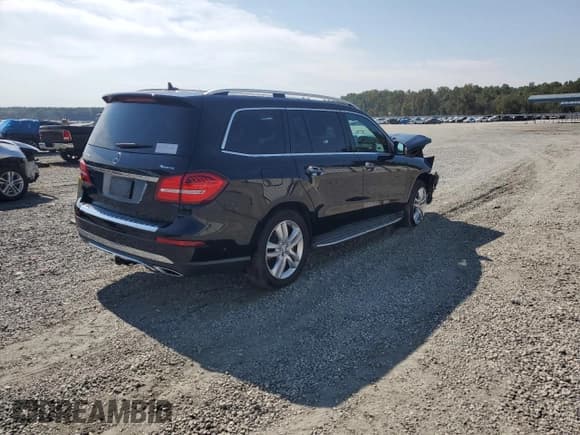 ✅ 2017 Mercedes-Benz GLS 450 • VIN: 4JGDF6EE6HA847212 • Лот: 82119775. Опубликован ранее на Copart с пробегом 104 996 миль. Бесплатный доступ к архиву аукционных продаж из США и подробный отчёт об истории автомобиля на DreamBid. Изображение 3.