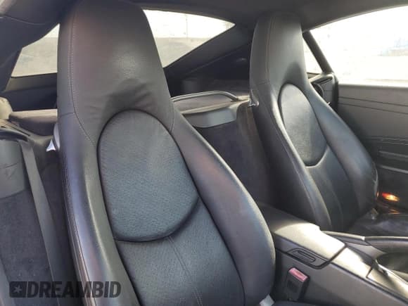 ✅ 2010 Porsche Cayman • VIN: WP0AA2A87AU760633 • Lot: 87029794. Listed on Copart with 154,986 mi. Free auction sales archive from the USA and detailed vehicle history report at DreamBid. Image 10.