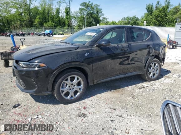 ✅ 2024 Dodge Hornet R/T • VIN: ZACPDFCWXR3A34984 • Лот: 56155645. Опубликован ранее на Copart с пробегом 17 946 миль. Бесплатный доступ к архиву аукционных продаж из США и подробный отчёт об истории автомобиля на DreamBid. Изображение 1.