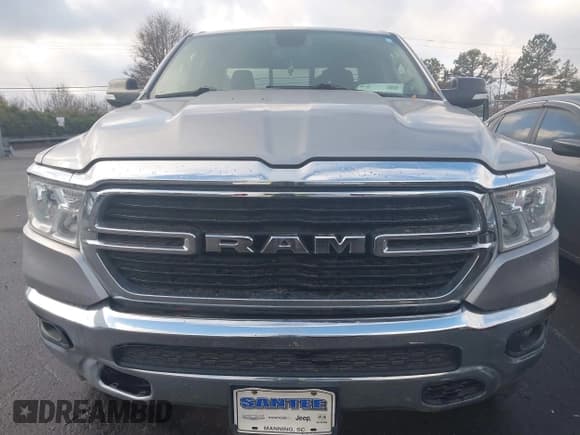✅ 2019 Ram 1500 Big Horn • VIN: 1C6RREBG6KN827552 • Lot: 43742580. Wystawiony na IAAI z przebiegiem 178 534 mil. Bezpłatny archiwum sprzedaży aukcyjnych z USA i szczegółowy raport historii pojazdu na DreamBid. Zdjęcie 12.