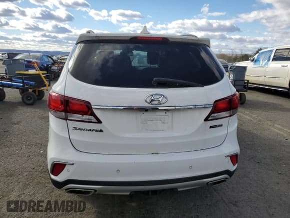 ✅ 2017 Hyundai Santa Fe SE Ultimate • VIN: KM8SRDHF2HU180726 • Lot: 91892915. Listed on Copart with 77,925 mi. Free auction sales archive from the USA and detailed vehicle history report at DreamBid. Image 6.