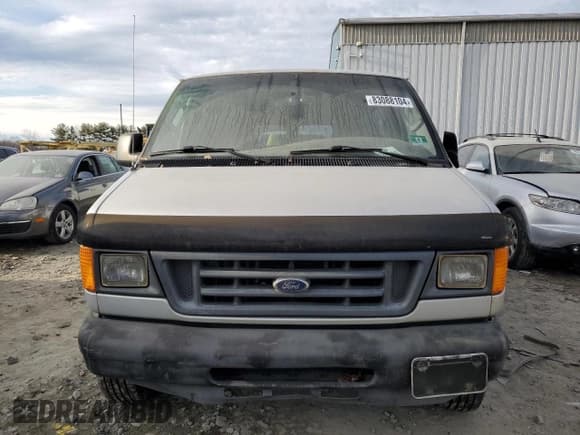 ✅ 2004 Ford Econoline Passenger XL • VIN: 1FMRE11W54HB15178 • Lot: 83088104. Listed on Copart with 248,516 mi. Free auction sales archive from the USA and detailed vehicle history report at DreamBid. Image 5.