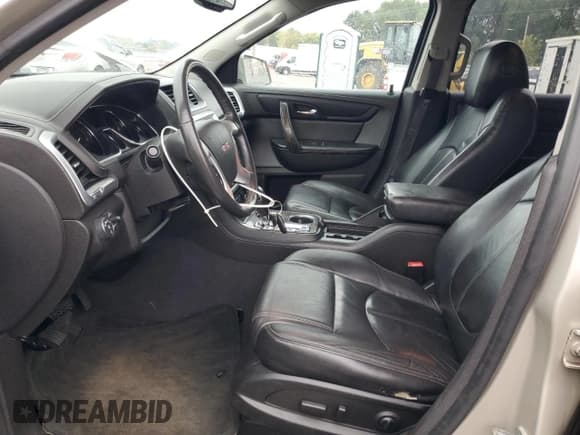 ✅ 2014 GMC Acadia SLT • VIN: 1GKKRRKD7EJ132245 • Lot: 82517605. Listed on Copart with 225,741 mi. Free auction sales archive from the USA and detailed vehicle history report at DreamBid. Image 7.