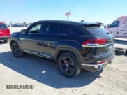 ✅ 2020 Volkswagen Atlas SE • VIN: 1V25E2CAXLC228452 • Лот: 43423011. Опубликован ранее на IAAI с пробегом 98 243 миль. Бесплатный доступ к архиву аукционных продаж из США и подробный отчёт об истории автомобиля на DreamBid. Изображение 3.