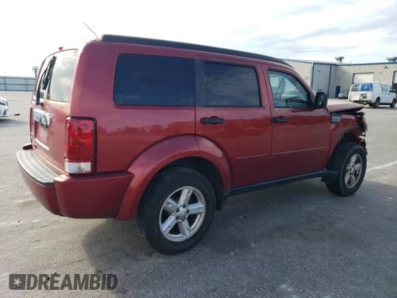 2007 Dodge Nitro SLT с VIN 1D8GT58K77W614187, выставлен на аукционе Copart как лот 65040384 с пробегом 237 149 миль миль и На запчасти • Non repairable. История ставок и продаж доступна на DreamBid. Изображение 3.