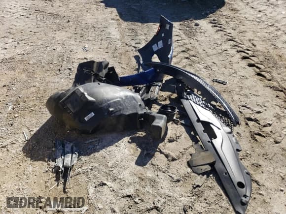 ✅ 2015 Chrysler 200 S • VIN: 1C3CCCDGXFN630198 • Lot: 91182945. Listed on Copart with 98,034 mi. Free auction sales archive from the USA and detailed vehicle history report at DreamBid. Image 12.