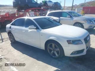 ✅ 2012 Audi A4 Prestige • VIN: WAUKFAFL4CA095754 • Лот: 43735223. Опубликован ранее на IAAI с пробегом 169 554 миль. Бесплатный доступ к архиву аукционных продаж из США и подробный отчёт об истории автомобиля на DreamBid. Изображение 1.