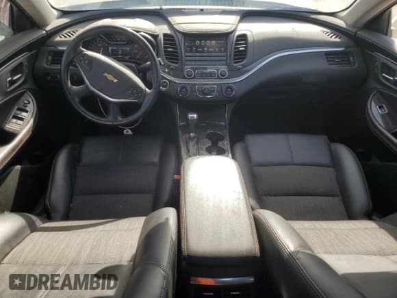 ✅ 2019 Chevrolet Impala LT • VIN: 1G11Z5SA5KU135699 • Лот: 70814344. Опубликован ранее на Copart с пробегом 71 579 миль. Бесплатный доступ к архиву аукционных продаж из США и подробный отчёт об истории автомобиля на DreamBid. Изображение 8.