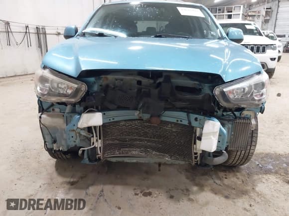 ✅ 2012 Mitsubishi Outlander SE • VIN: JA4AR4AU5CZ009905 • Lot: 43625927. Wystawiony na IAAI z przebiegiem 122 310 mil. Bezpłatny archiwum sprzedaży aukcyjnych z USA i szczegółowy raport historii pojazdu na DreamBid. Zdjęcie 6.