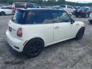 ✅ 2010 MINI Hardtop • VIN: WMWMF3C50ATZ62112 • Lot: 42968549. Wystawiony na IAAI z przebiegiem 154 913 mil. Bezpłatny archiwum sprzedaży aukcyjnych z USA i szczegółowy raport historii pojazdu na DreamBid. Zdjęcie 4.