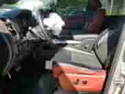 2020 Ram 1500 Rebel z VIN 1C6RRELT0LN303553, wystawiony jako Copart lot #53488355 z przebiegiem 110 673 mil mil oraz Szkoda całkowita • Salvage title. Historia ofert i sprzedaży dostępna na DreamBid. Obrazek 7.