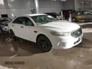 ✅ 2013 Ford Police Interceptor • VIN: 1FAHP2MT7DG101909 • Lot: 41400024. Wystawiony na IAAI z przebiegiem 260 481 mil. Bezpłatny archiwum sprzedaży aukcyjnych z USA i szczegółowy raport historii pojazdu na DreamBid. Zdjęcie 1.
