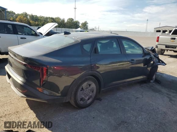 ✅ 2025 Kia K4 LXS • VIN: 3KPFT4DE0SE023819 • Lot: 86458605. Wystawiony na Copart z przebiegiem 6 929 mil. Bezpłatny archiwum sprzedaży aukcyjnych z USA i szczegółowy raport historii pojazdu na DreamBid. Zdjęcie 3.