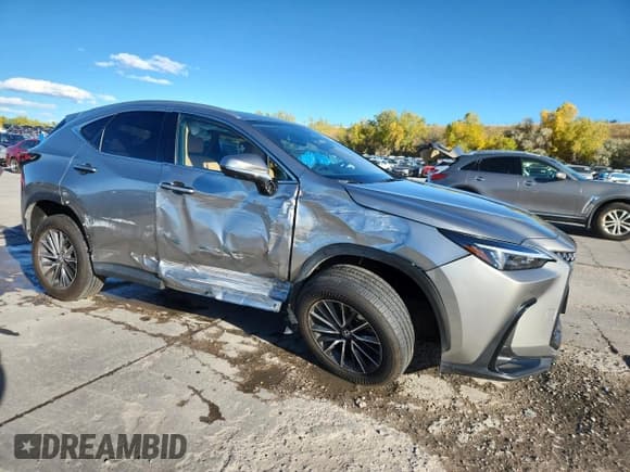 ✅ 2024 Lexus NX 350 Premium • VIN: 2T2GGCEZ3RC036752 • Lot: 86477195. Wystawiony na Copart z przebiegiem 11 830 mil. Bezpłatny archiwum sprzedaży aukcyjnych z USA i szczegółowy raport historii pojazdu na DreamBid. Zdjęcie 4.