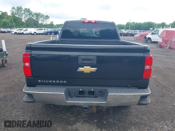 ✅ 2019 Chevrolet Silverado 1500 LT • VIN: 2GCRCPEC7K1143450 • Lot: 42453560. Wystawiony na IAAI z przebiegiem 135 756 mil. Bezpłatny archiwum sprzedaży aukcyjnych z USA i szczegółowy raport historii pojazdu na DreamBid. Zdjęcie 16.
