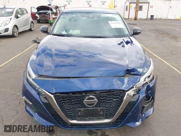 ✅ 2020 Nissan Altima SR • VIN: 1N4BL4CW3LC165167 • Lot: 42999986. Wystawiony na IAAI z przebiegiem 48 678 mil. Bezpłatny archiwum sprzedaży aukcyjnych z USA i szczegółowy raport historii pojazdu na DreamBid. Zdjęcie 6.